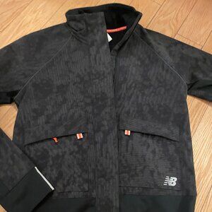 new balance reflective  wind blocker heat jacket running
